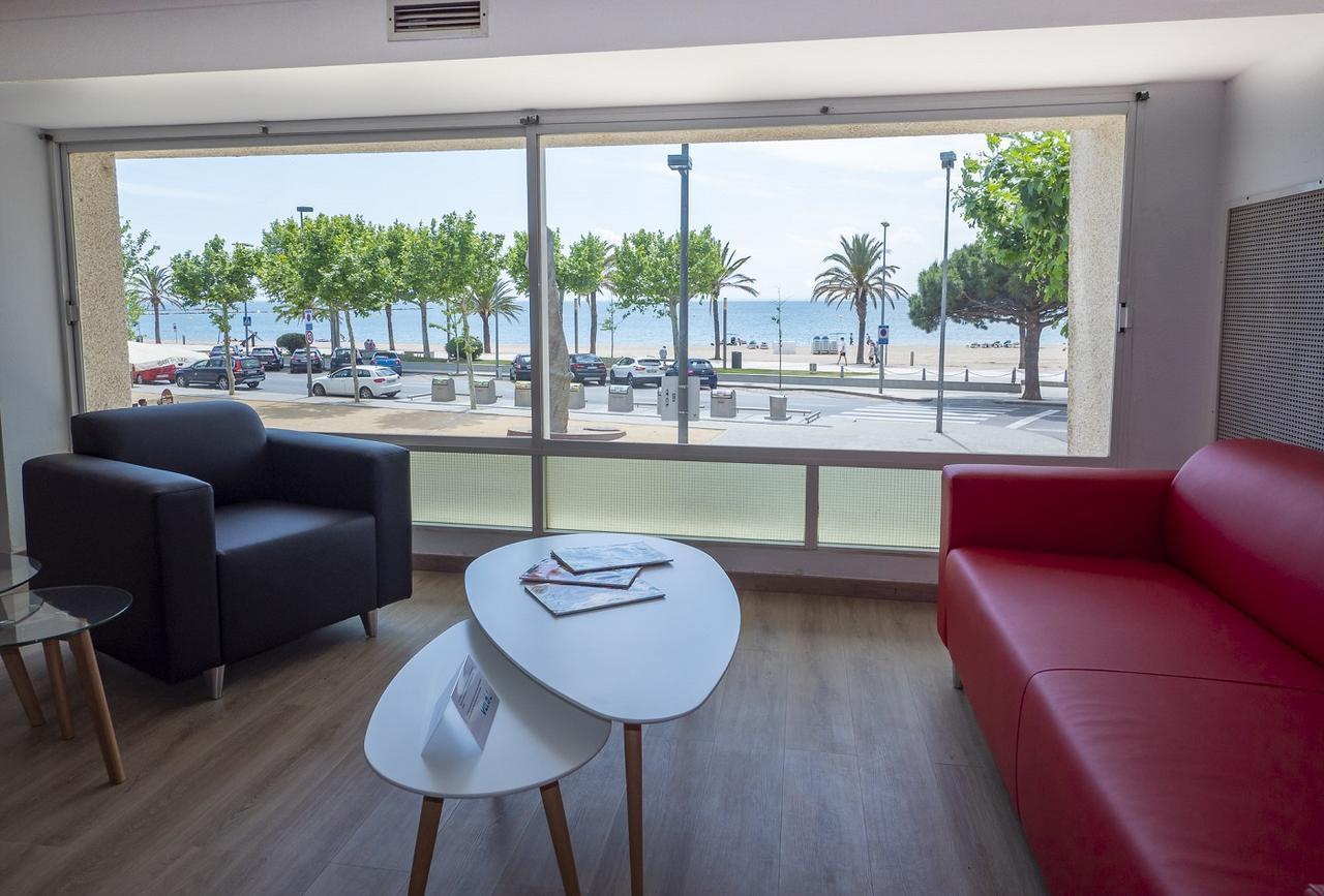 Hotel Vela Roses